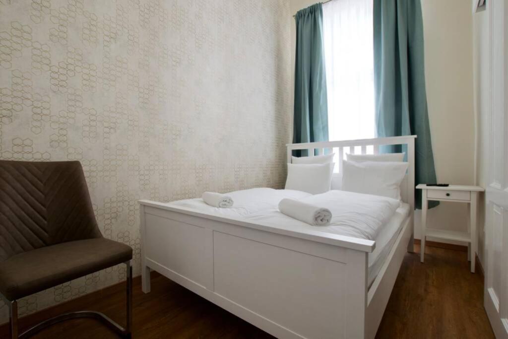 Premium Apartment By Hi5-Vaci Str. 3 Bedroom 부다페스트 외부 사진